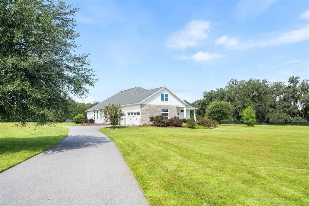 153rd Ter, Alachua, FL 32615