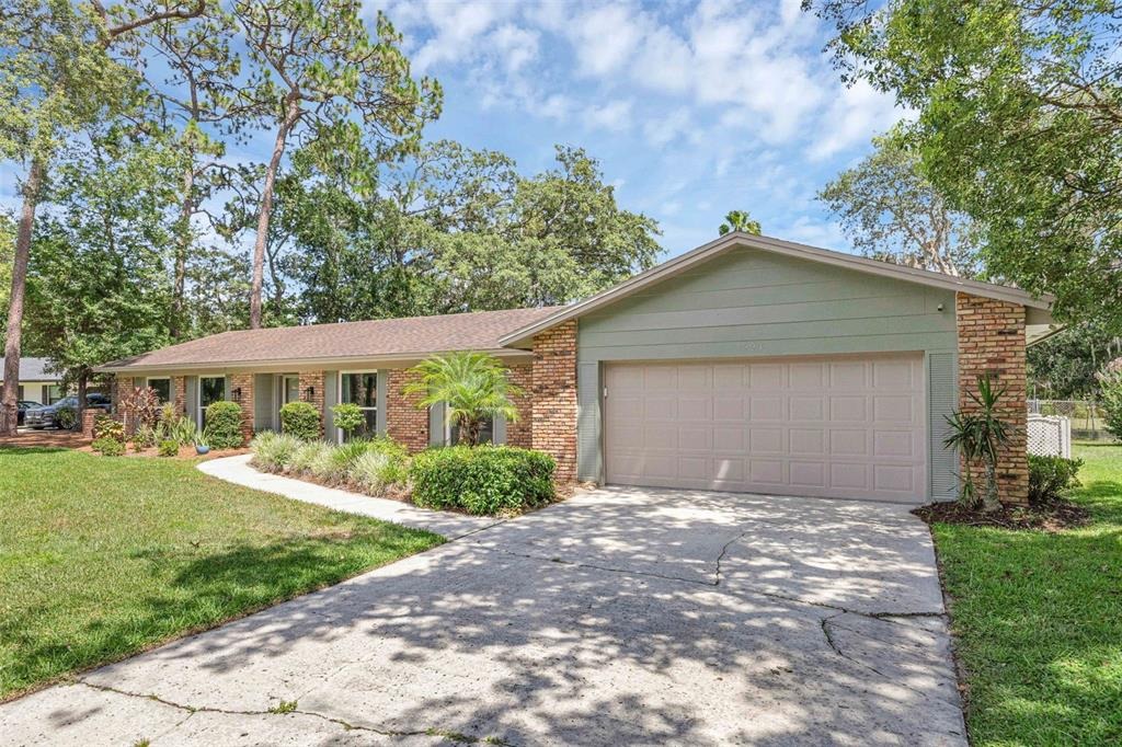 Royal Oaks Cir, Longwood, FL 32779