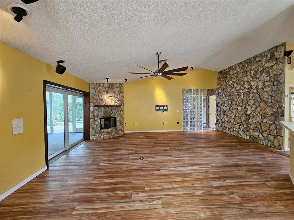 Bayhill Dr, Oldsmar, FL 34677 #1