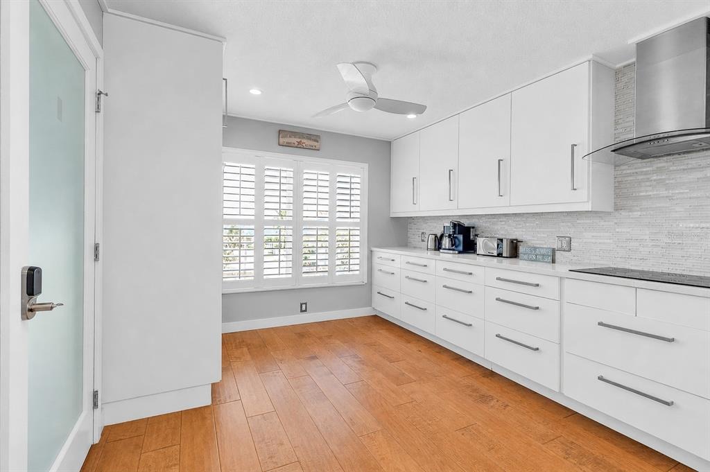 Avenue B , Bradenton Beach, FL 34217 #1