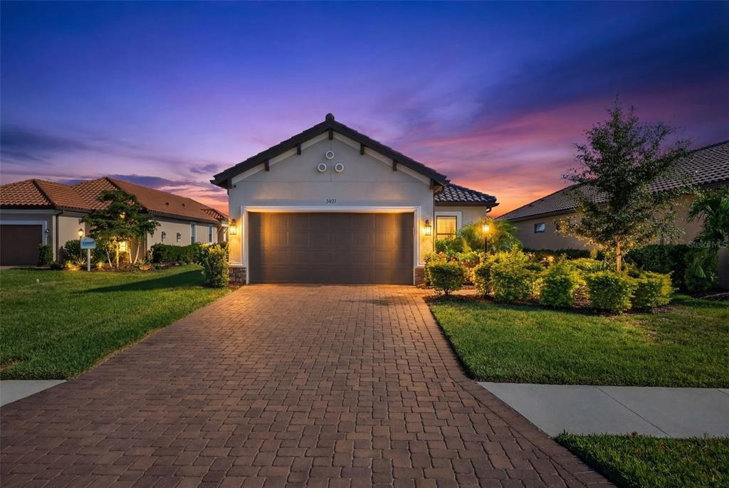 Veneto Ct, Bradenton, FL 34211