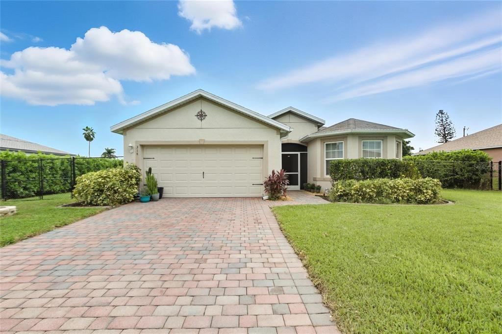 Van Loon Ter, Cape Coral, FL 33990