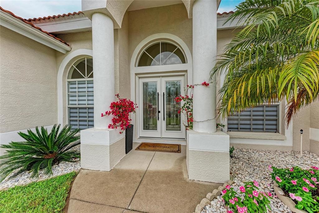38th Ct, Sarasota, FL 34243