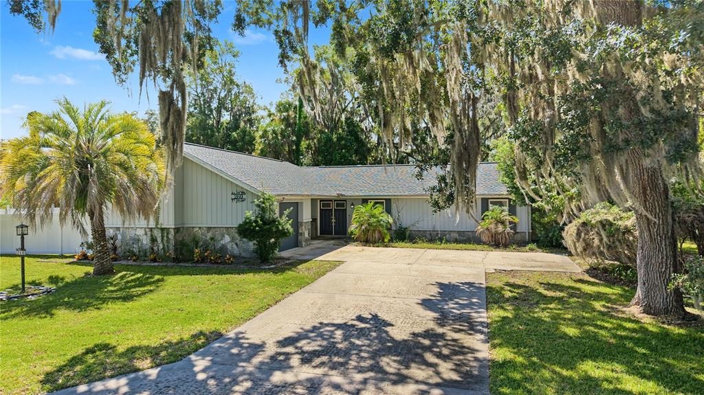 16th Ter, Crystal River, FL 34429