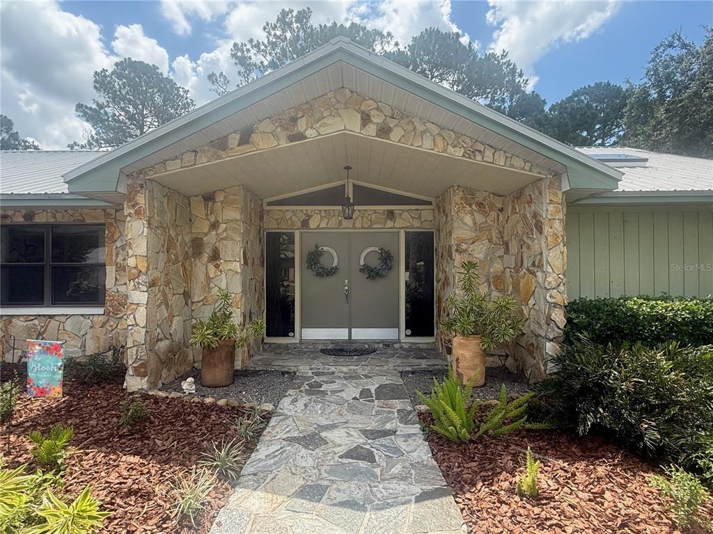 Toniwood Ln, Palm Harbor, FL 34685