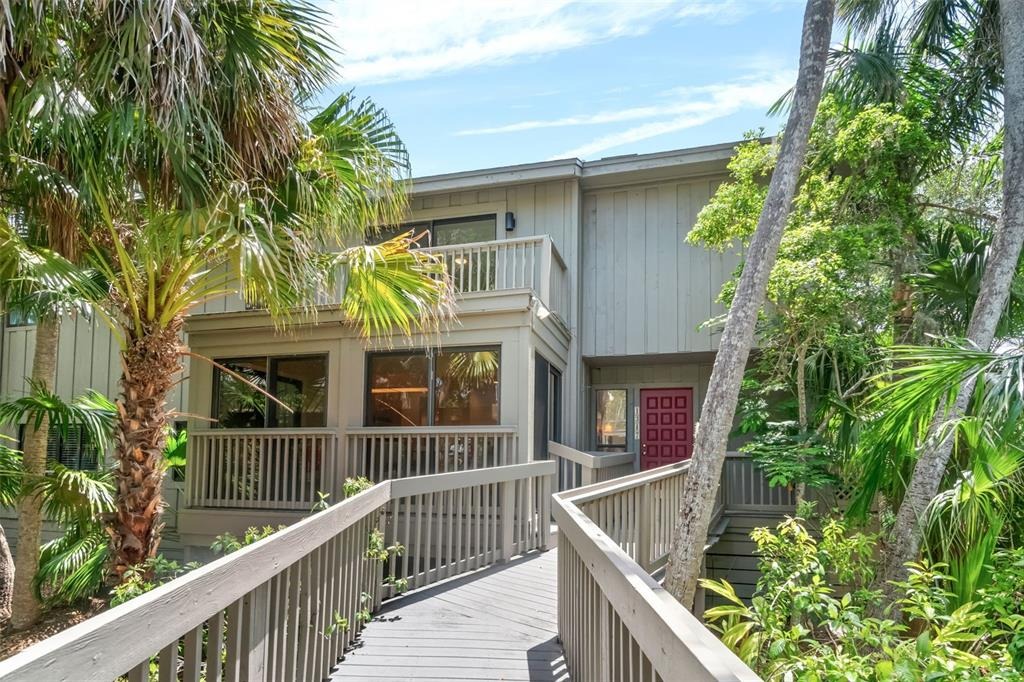 Landings Dr, Sarasota, FL 34231
