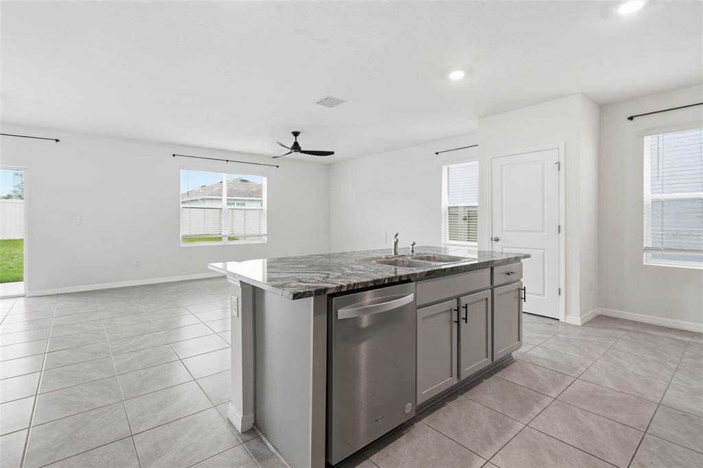 Banbury Ridge Run, Wesley Chapel, FL 33545 #1
