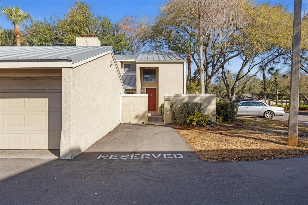 Cypress Head Ct, Tampa, FL 33618