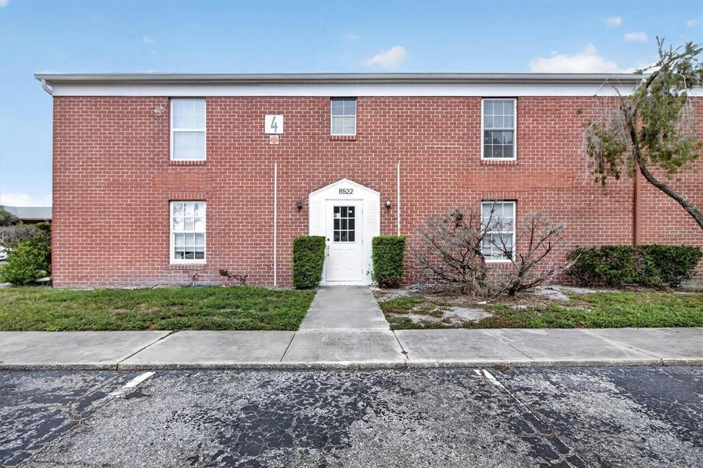 10th St, Saint Petersburg, FL 33702