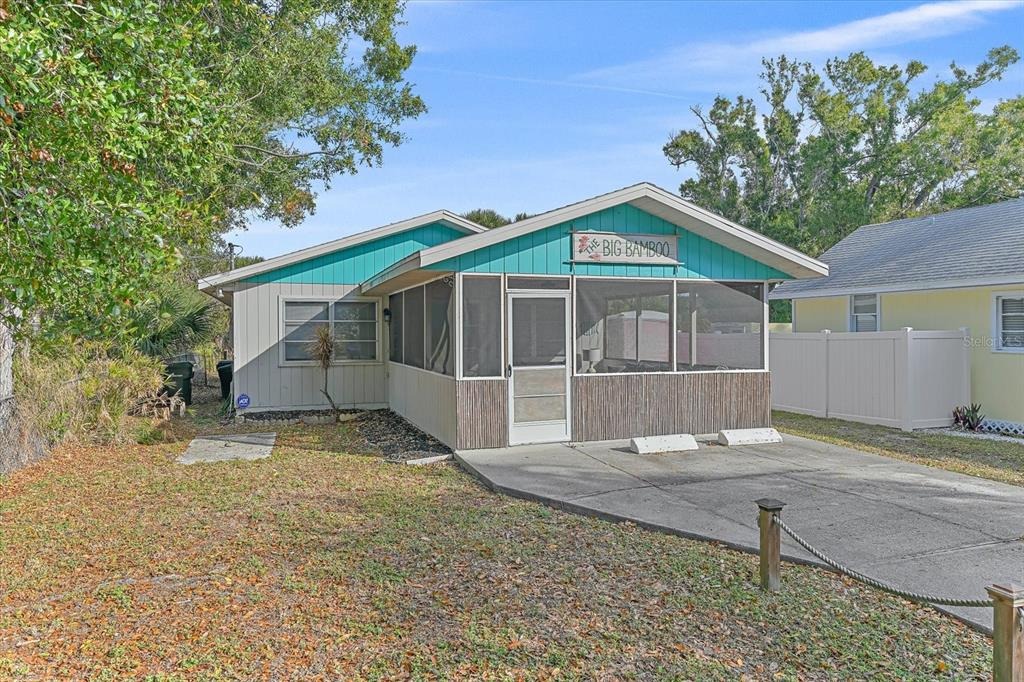 Avenida DE LA Isla , Nokomis, FL 34275