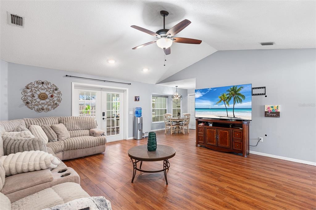 Pond View Dr, Haines City, FL 33844 #1