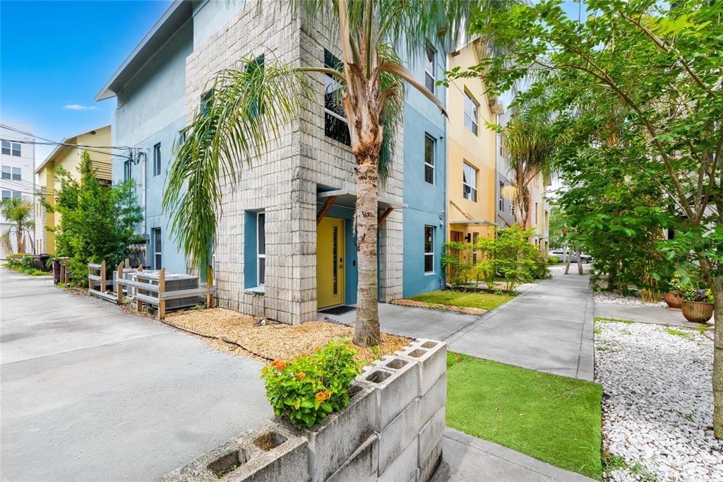 Woodward St, Orlando, FL 32803