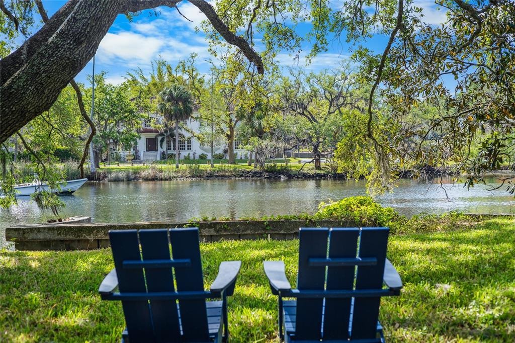 Boulevard , Tampa, FL 33604