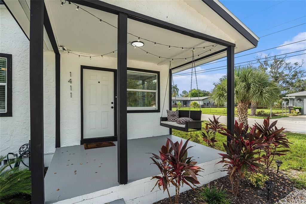 Madison Ave, Clearwater, FL 33756