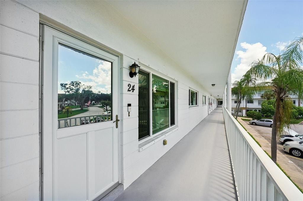 Brazilia Dr, Clearwater, FL 33763