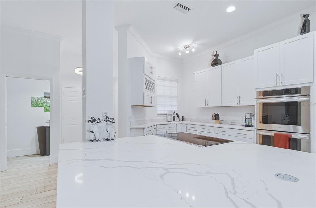 Square West Ln, Sarasota, FL 34238 #1