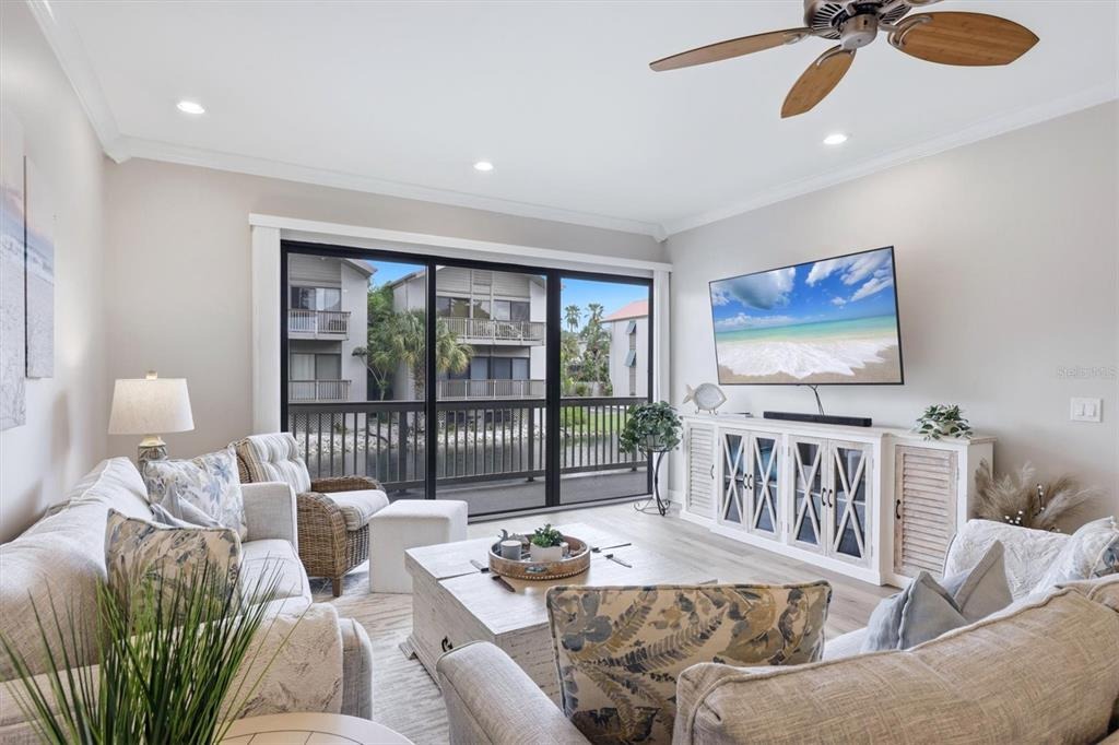 Lake House Cir, Sarasota, FL 34242 #1