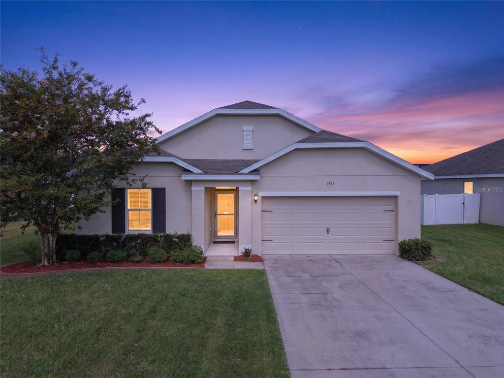 Pepper Tree Trl, Wildwood, FL 34785