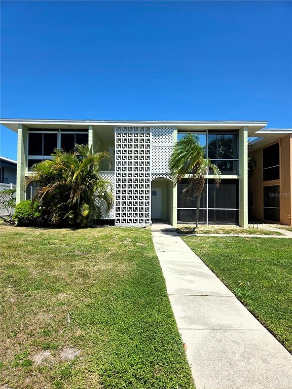 Manatee Ave, Bradenton, FL 34209
