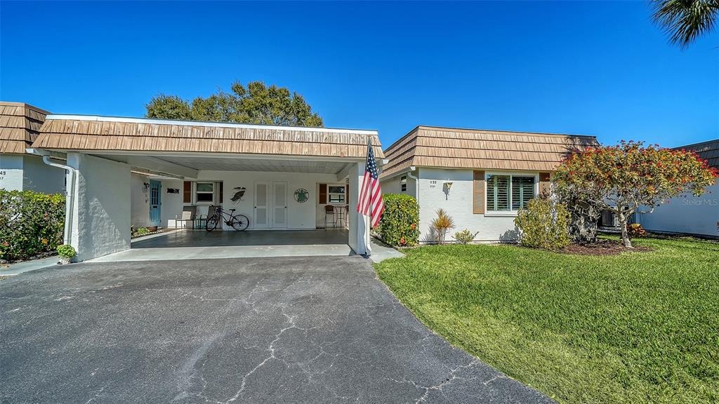 Riverbluff Cir, Sarasota, FL 34231