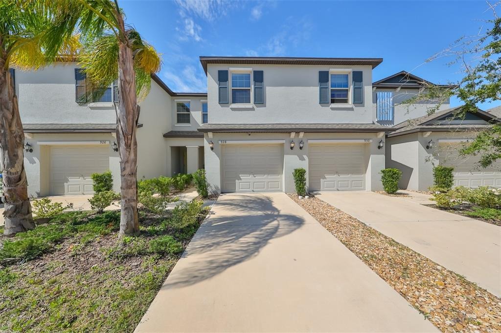 Royal Empress Dr, Ruskin, FL 33570
