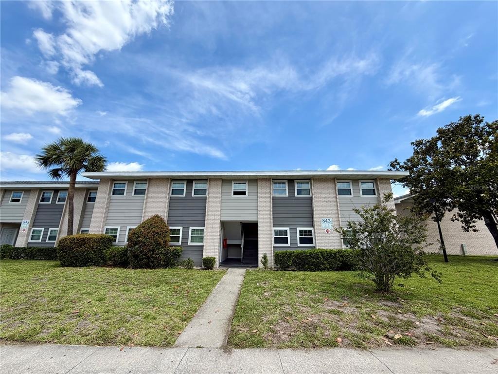 Sky Lake Cir, Orlando, FL 32809 #1