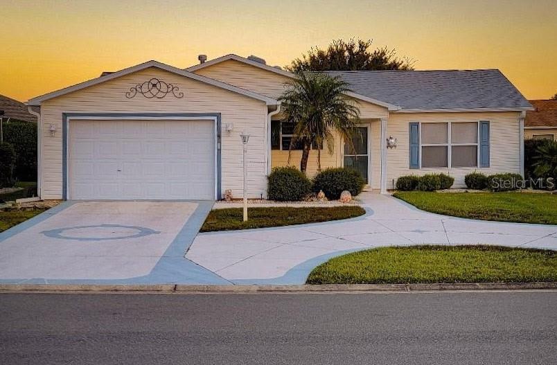 Artesia Ave, The Villages, FL 32162