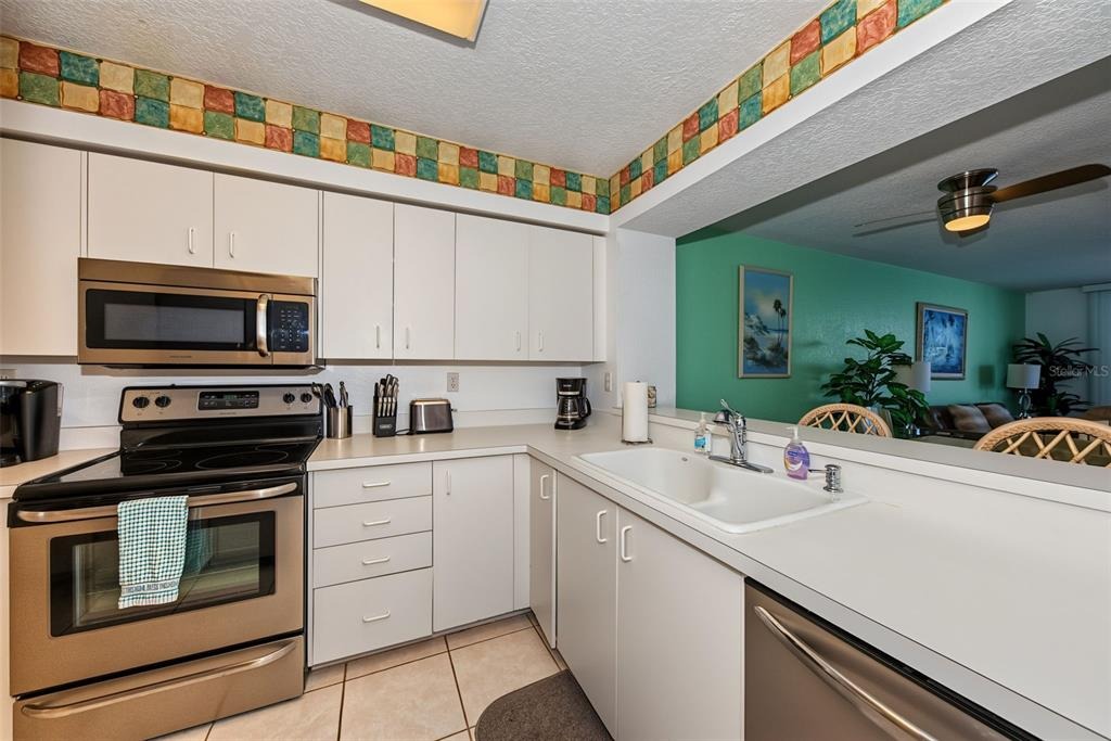 Bahia Del Mar Cir, Saint Petersburg, FL 33715 #1