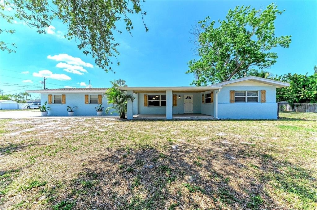 10th St, Palmetto, FL 34221
