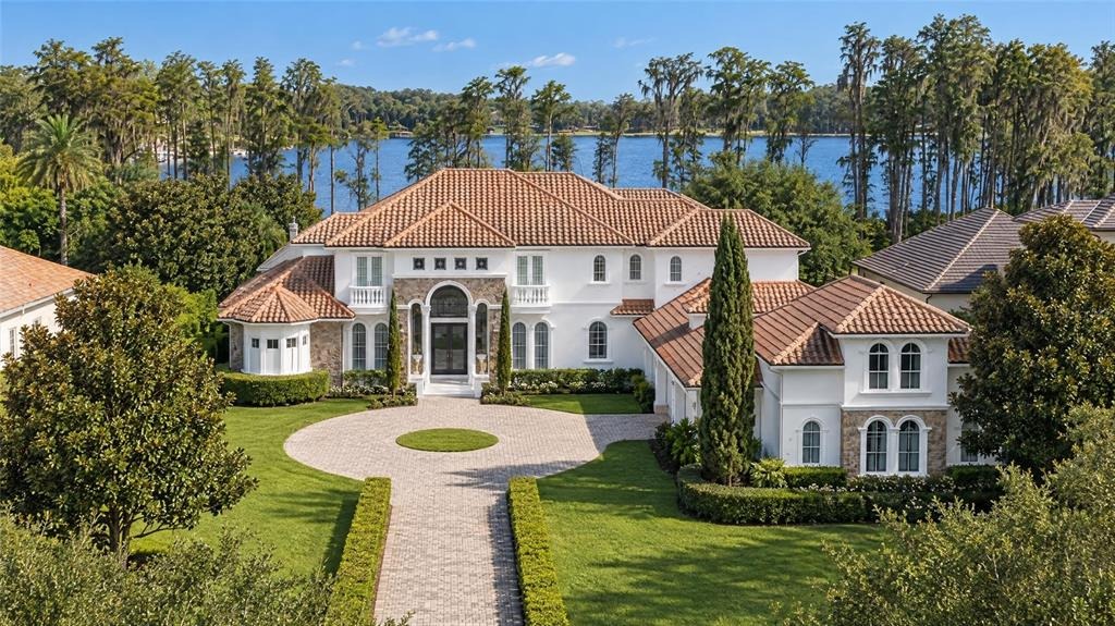 Tibet Pointe Cir, Windermere, FL 34786