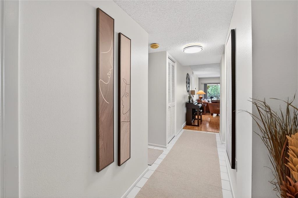 Sabal Springs Cir, Clearwater, FL 33761 #1