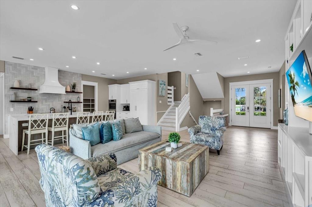 Mckinley Dr, Sarasota, FL 34236 #1