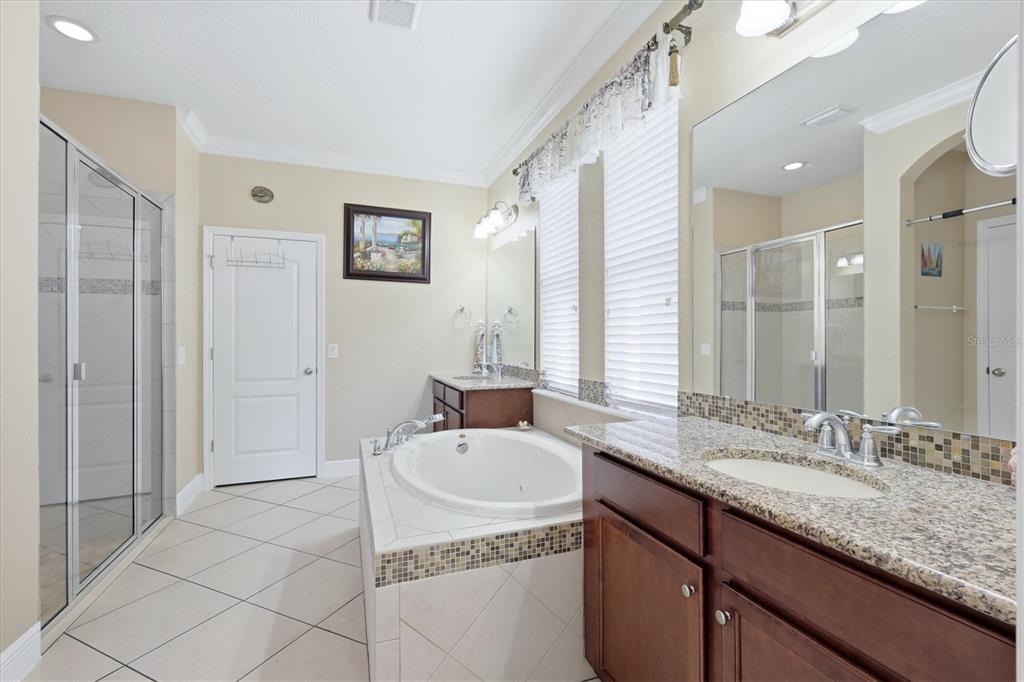 Molly Cir, Sarasota, FL 34232 #1