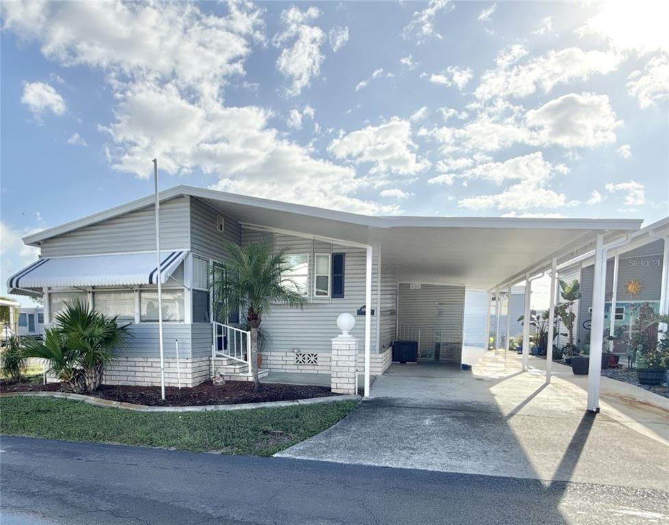 Americana Dr, Saint Petersburg, FL 33702