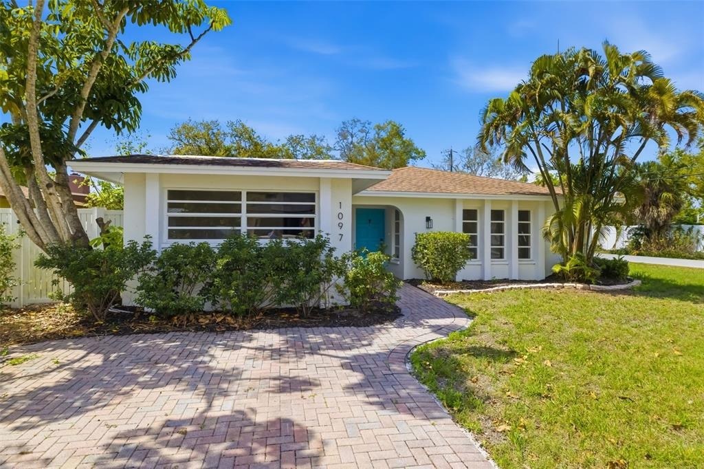 Willis Ave, Sarasota, FL 34232