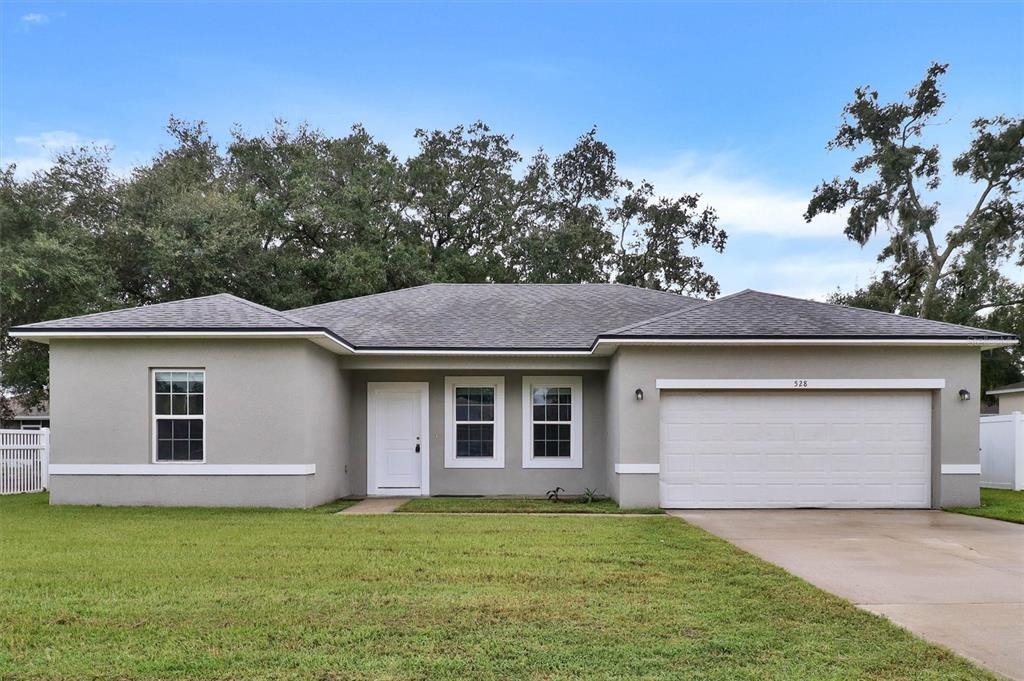 Finch Ln, Kissimmee, FL 34759