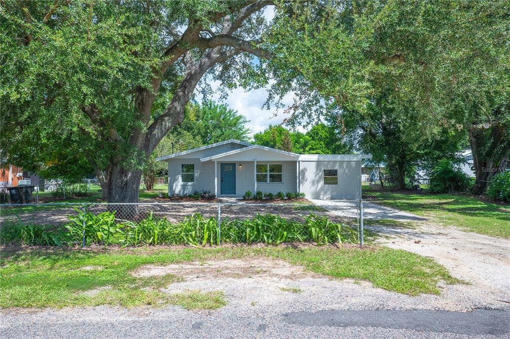 Willow St, Lake Wales, FL 33859
