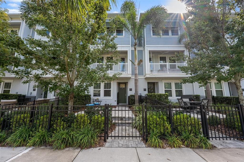 Cleveland St, Tampa, FL 33609