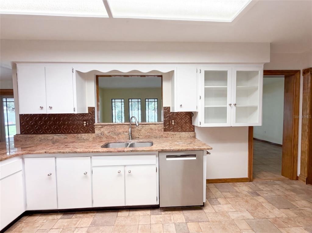 Danbury Dr, Sun City Center, FL 33573 #1