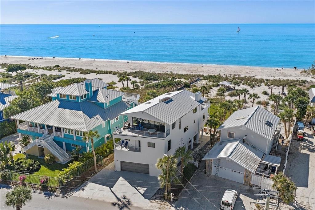 Casey Key Rd, Nokomis, FL 34275