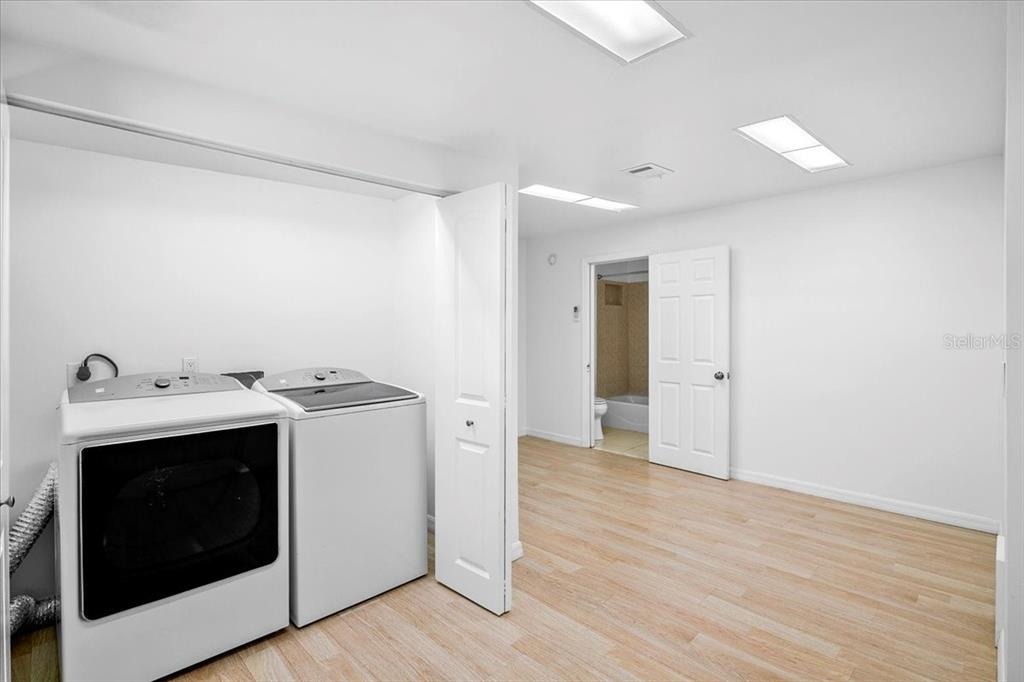 Lago St, Sarasota, FL 34241 #1