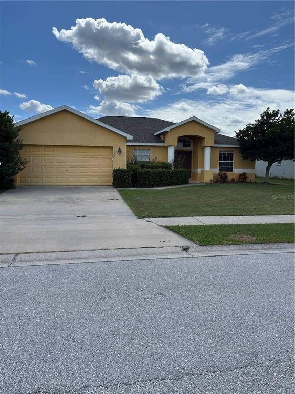 Winchester Estates Cir, Lakeland, FL 33810