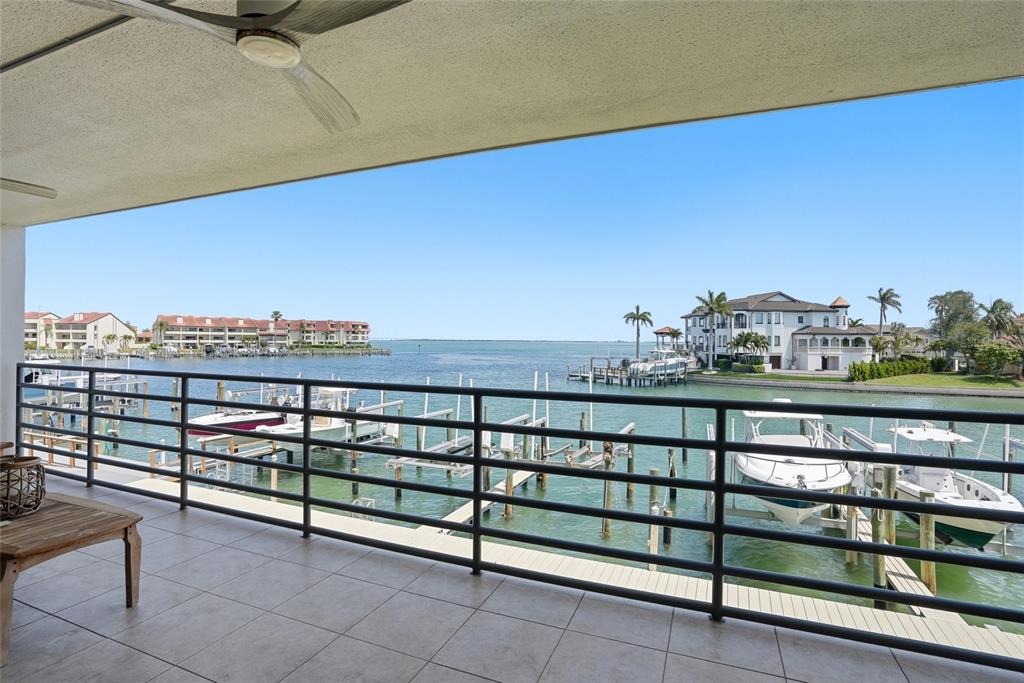Pinellas Bayway , Saint Petersburg, FL 33715