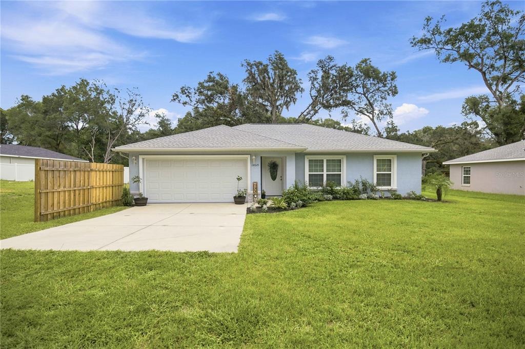 28th Ter, Summerfield, FL 34491