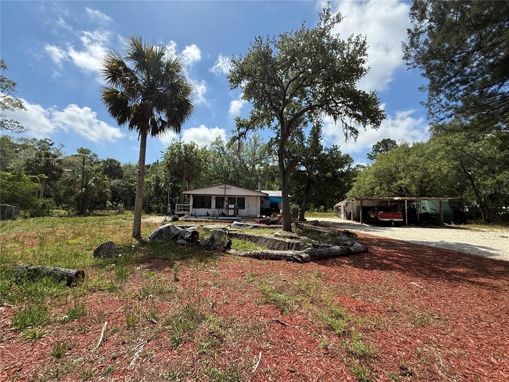 Gladys Ave, Inglis, FL 34449