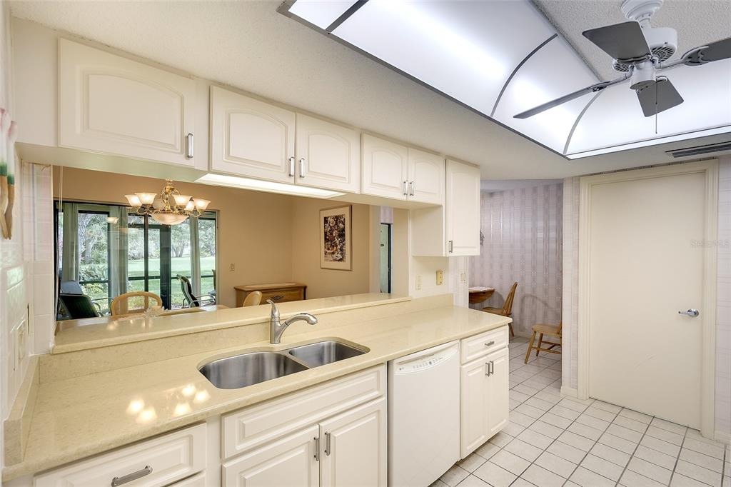 Wilshire Cir, Sarasota, FL 34238 #1