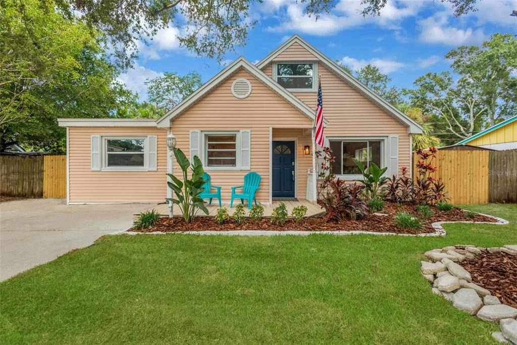 Newport Rd, Clearwater, FL 33764