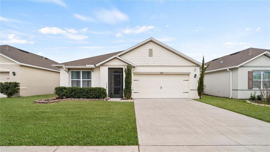 2429 WHITE POPPY Dr  