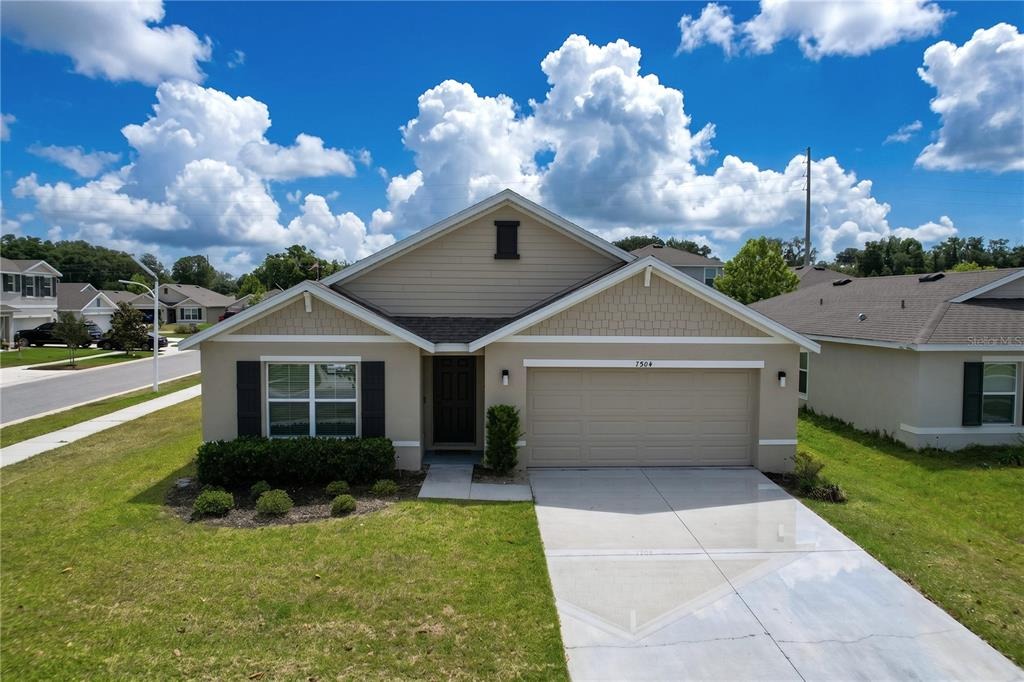Davie Ray Dr, Zephyrhills, FL 33540