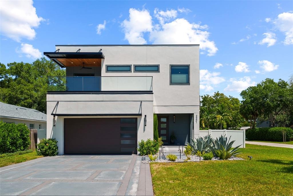 Paul Ave, Tampa, FL 33611
